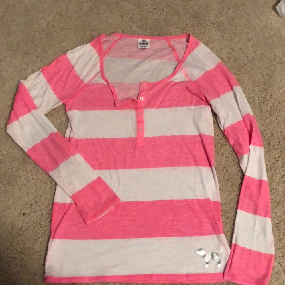Victoria’s Secret Pink top